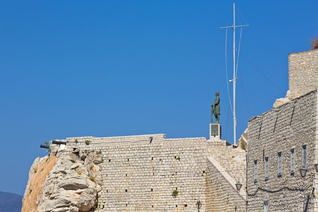 Hotel Leto Hydra المظهر الخارجي الصورة